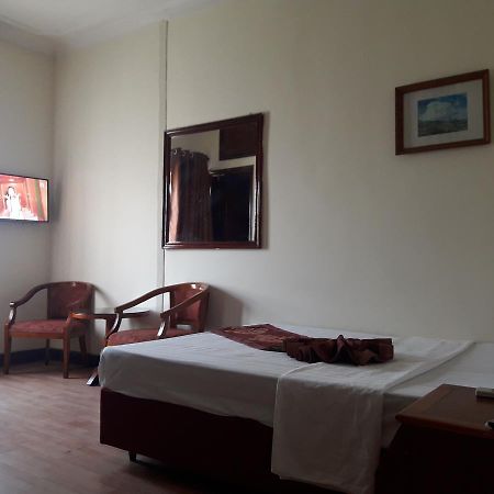 Hanoi Golden Moon Guest House & Travel エクステリア 写真